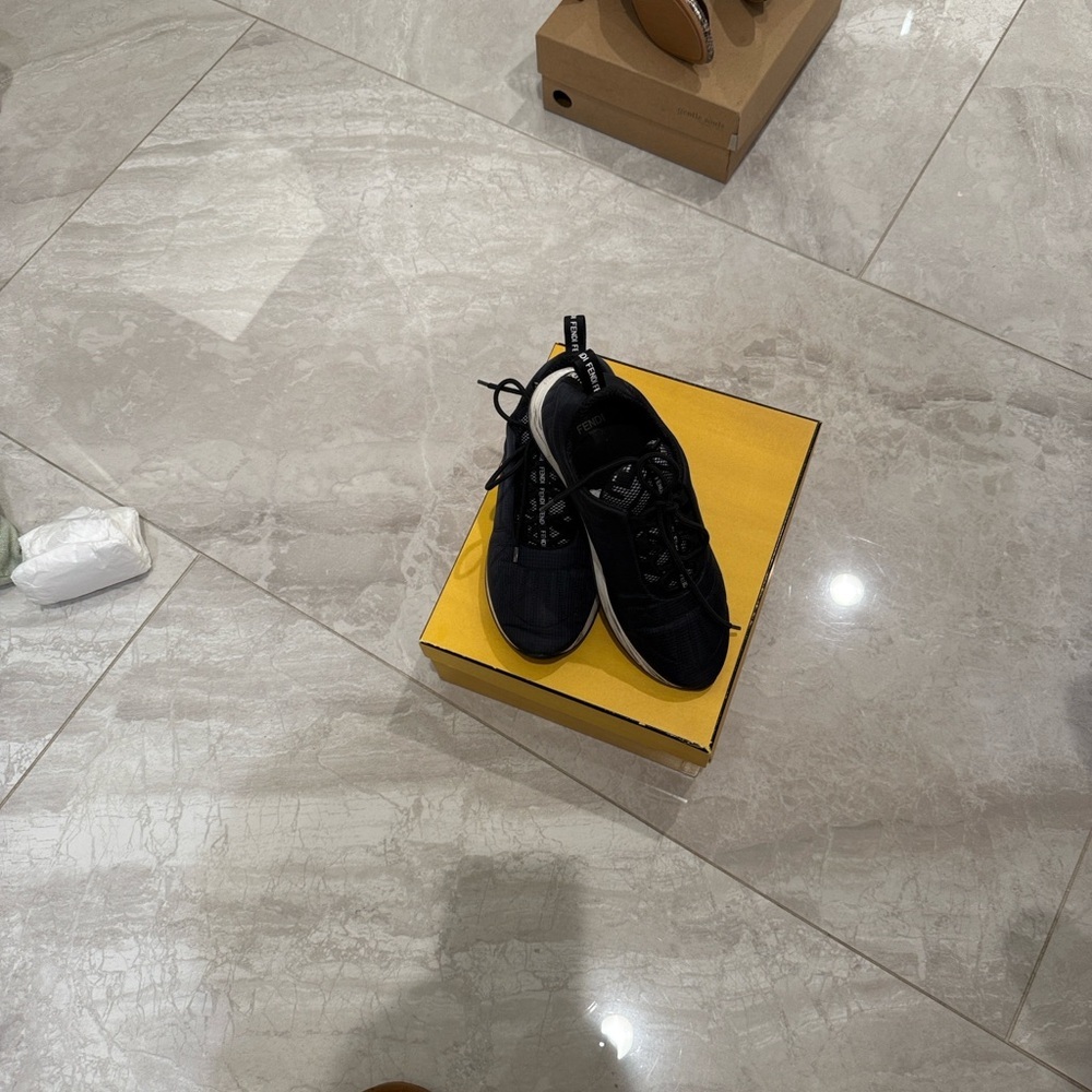 Fendi Black and White Sneakers - Picture 7 of 8